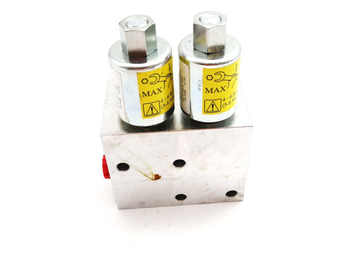 JLG - 1001167354 - VALVE