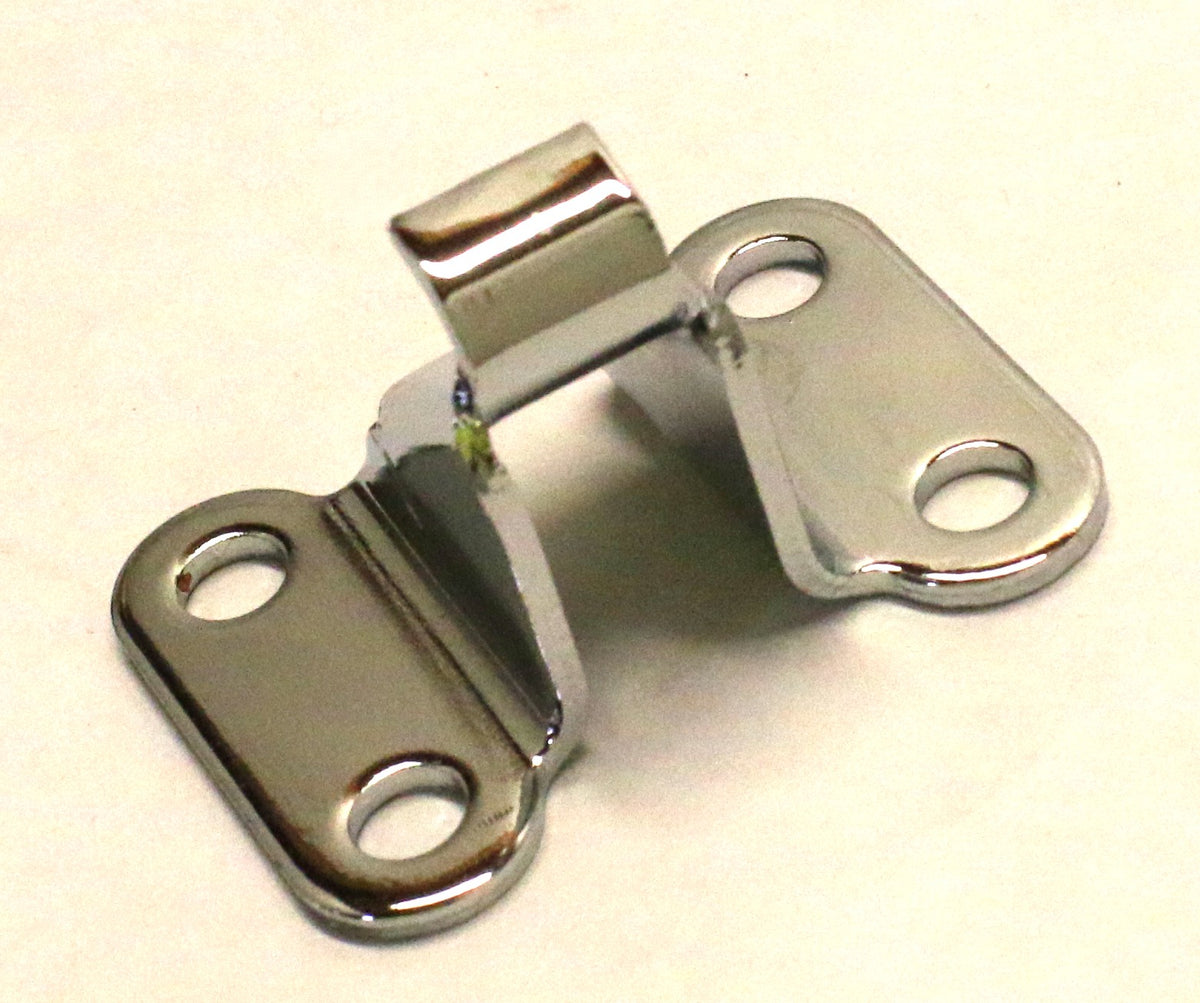 MACK - 85153122 - SOCKET