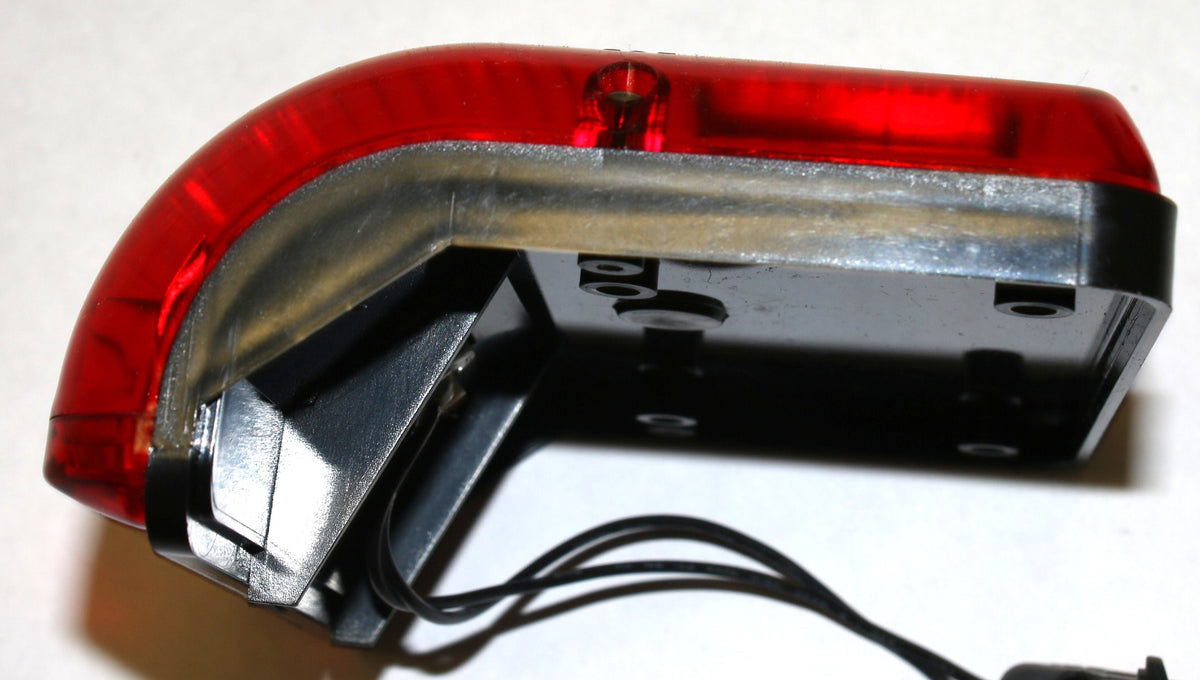BARGMAN - 47-86-202 - RED WRAP-AROUND LED CLEARANCE MARKER LIGHT
