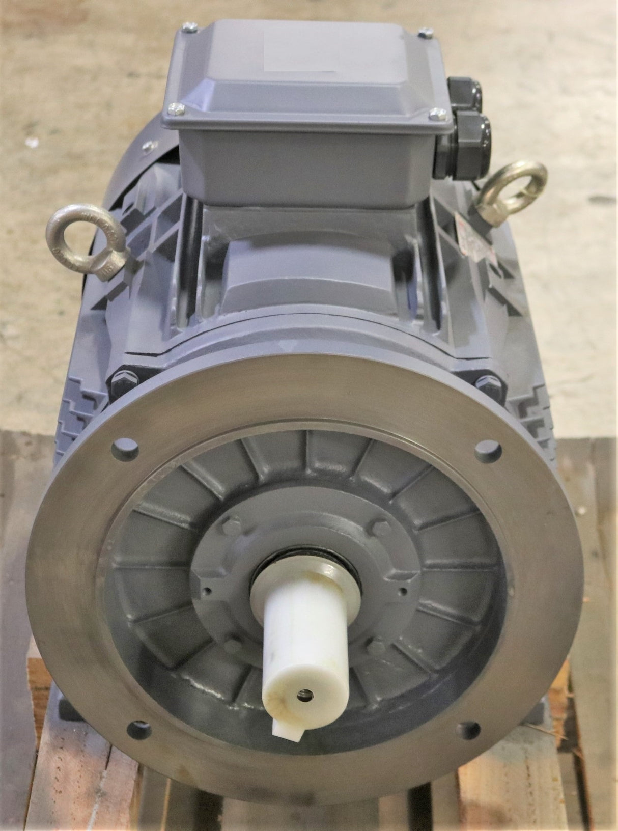 TECHTOP (SHANGHAI TOP MOTOR LTD) - 30.043TECCB35-IE2 - ELECTRIC MOTOR 30/36kW 400/690//480/830V 50/60Hz