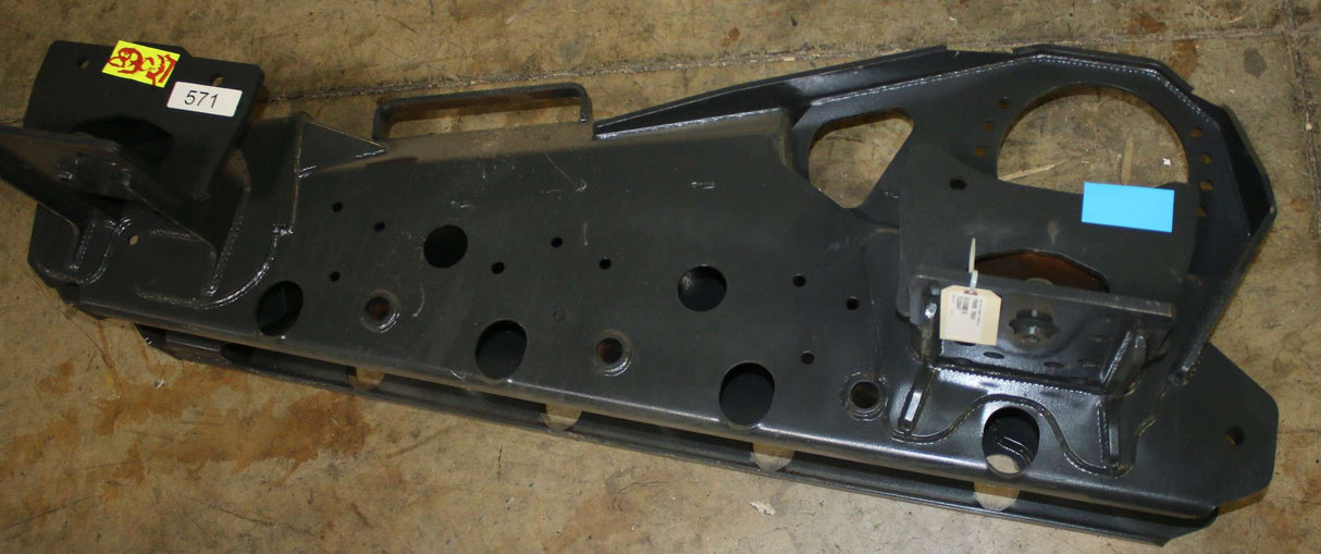 BOBCAT - 7226847 - FRAME TRACK RH FITS T750