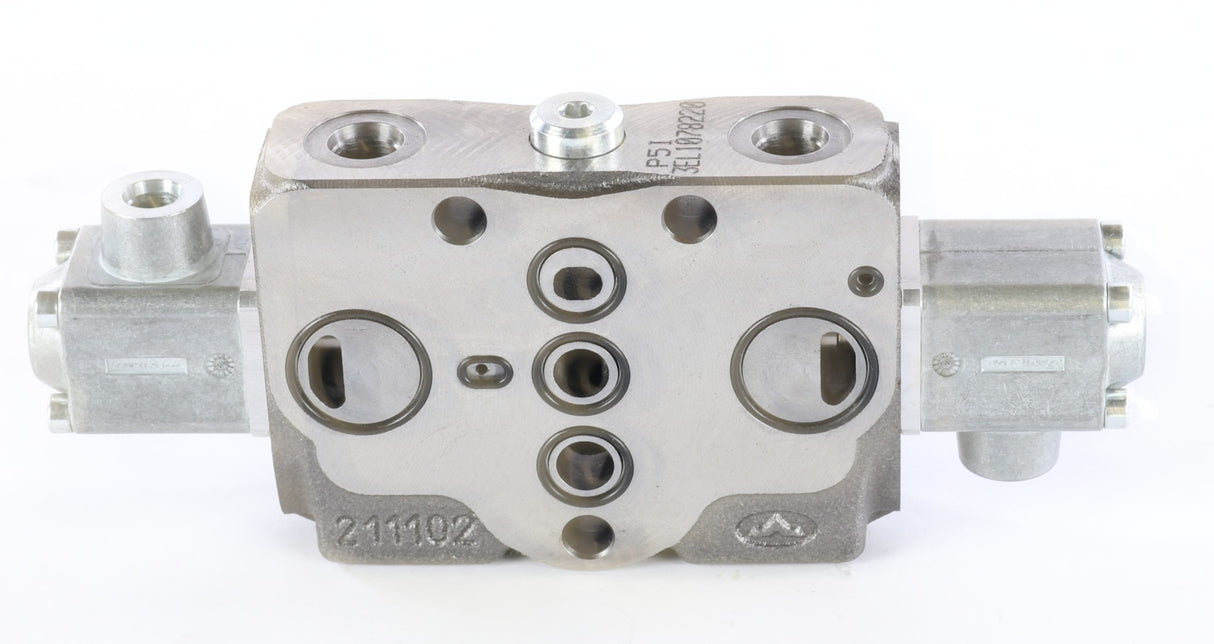 BOBCAT - 7022951 - SECTION VALVE