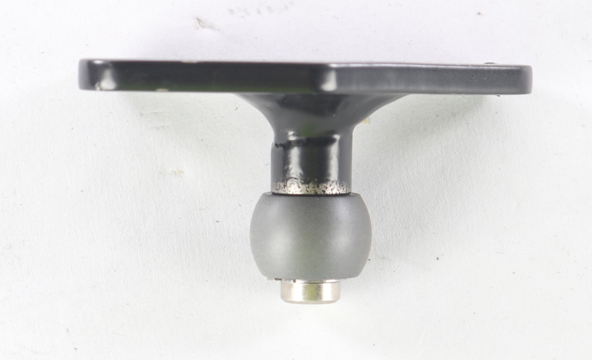 VAPOR BUS - 5101028601 - PIVOT ASM LH