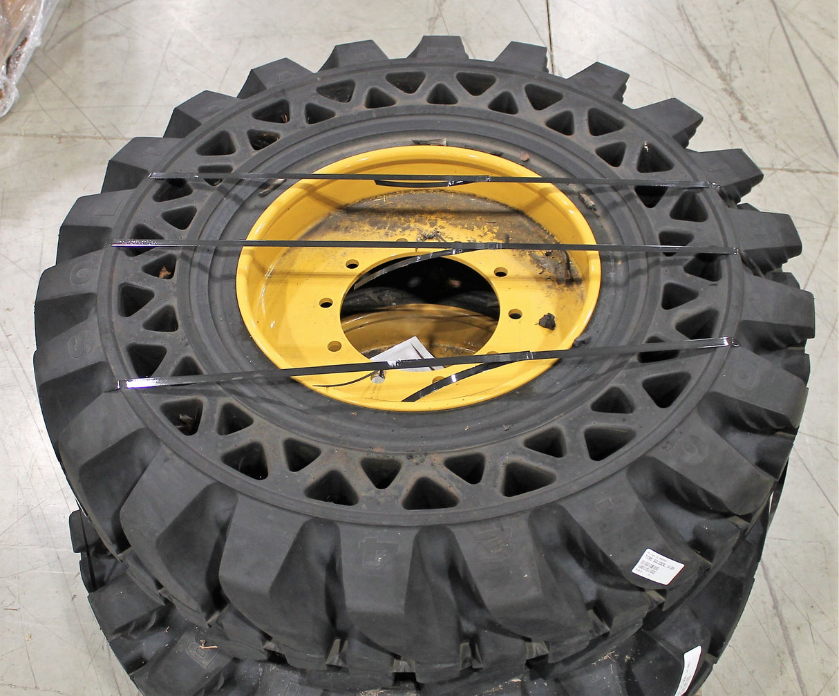 JLG - 1001151102C - TIRE SOLIDAIR 14.00-24