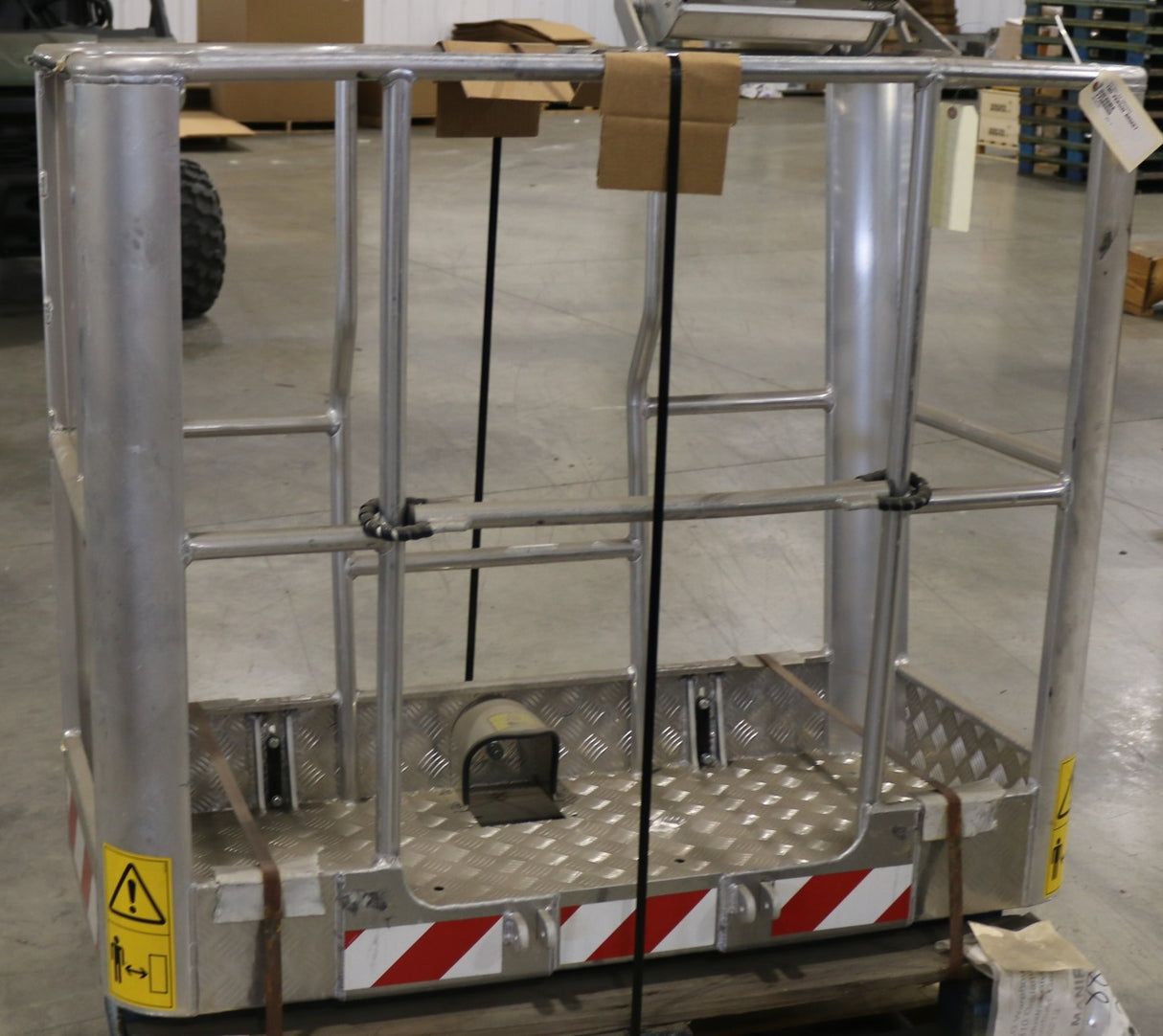 JLG - 17360000 - TWO PERSON BASKET