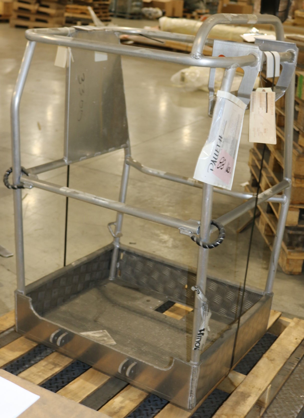 JLG - 26983300 - ONE-PERSON BASKET