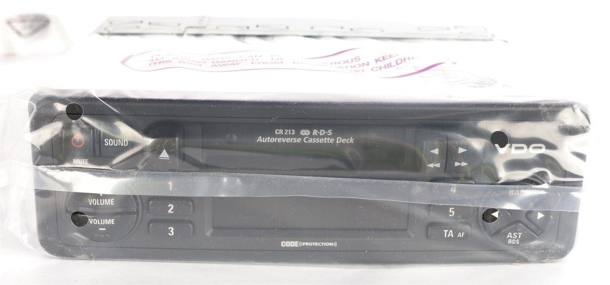 VDO - CR213 - RADIO / CASSETTE PLAYER ORANGE ILLUM. 4X20 WATTS