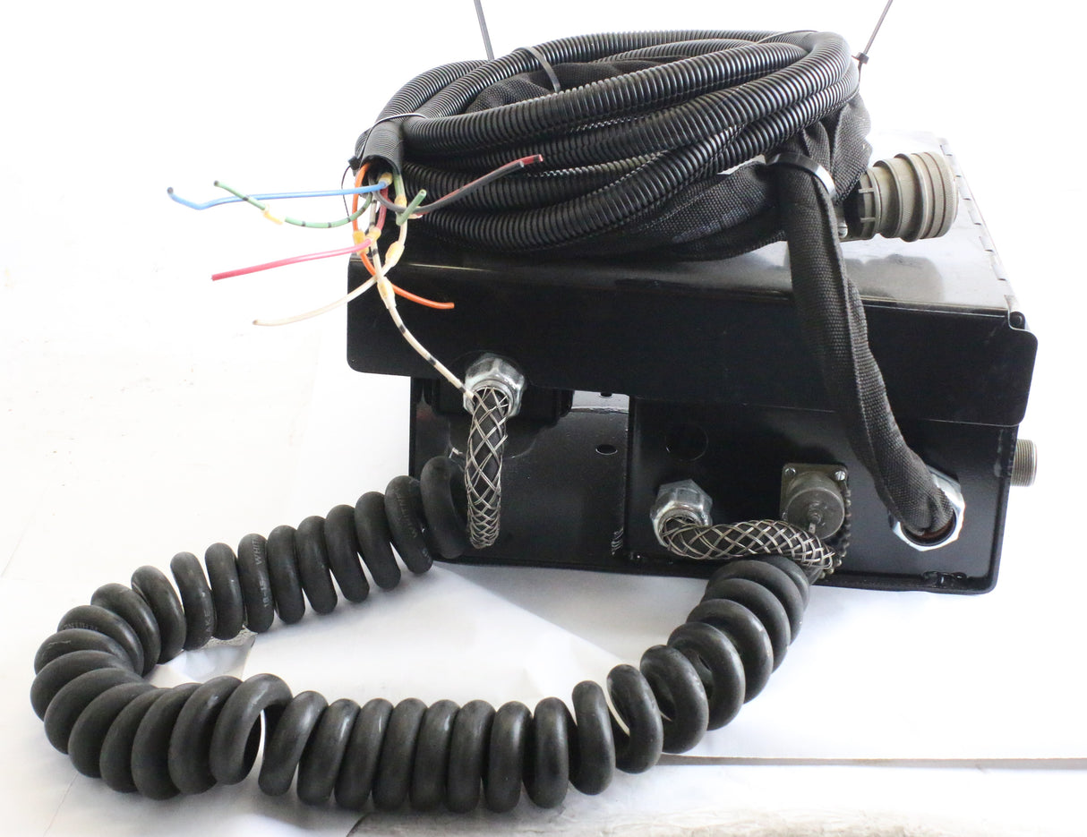 ROADTEC - 207531-01 - ASSEMBLY-RH-ELECTRICAL BOX S-8