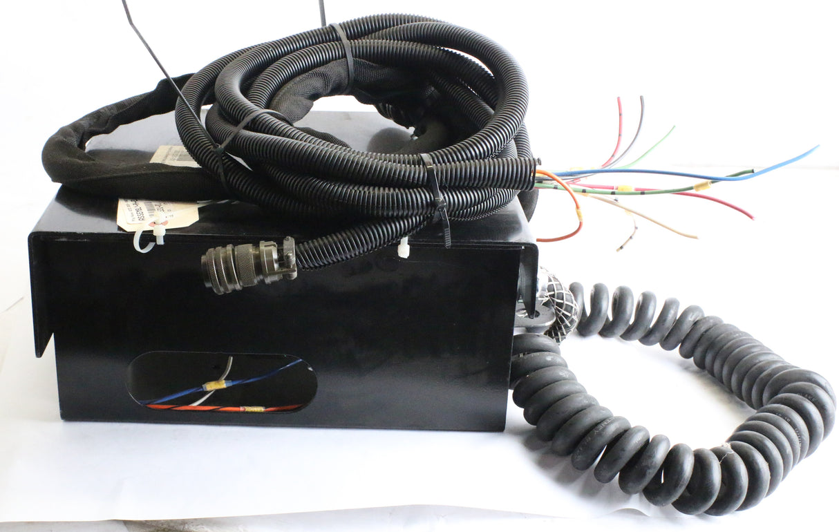 ROADTEC - 207531-01 - ASSEMBLY-RH-ELECTRICAL BOX S-8