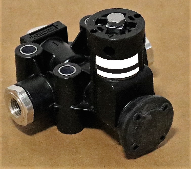 HALDEX MIDLAND - 62150004 - IR HEIGHT CONTROL VALVE KIT W/ LINKAGE