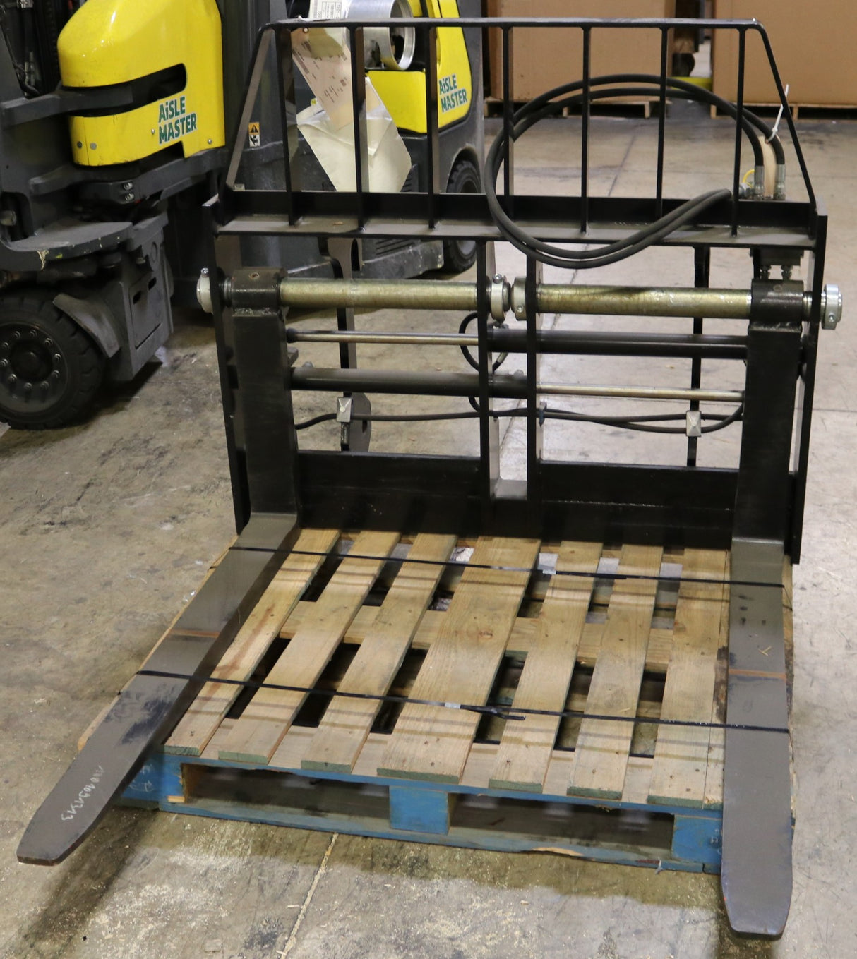 JLG - 1001091313 - CARRIAGEFORK POSITIONING