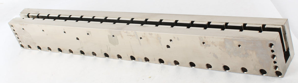 PARKER - CW-31022F-N-13775 - MAG TRACK