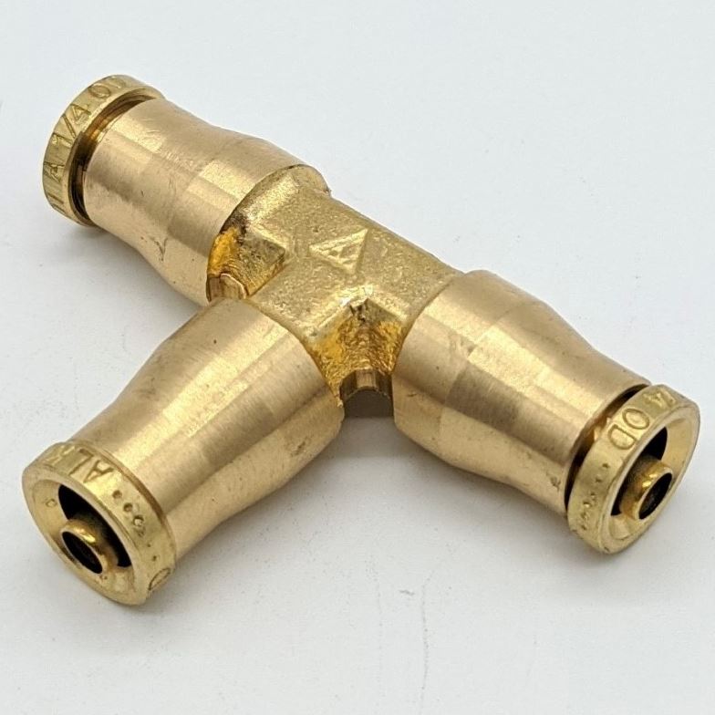 ALKON - XQ64-DOT-4 - FITTING UNION T 1/4T DOT HT