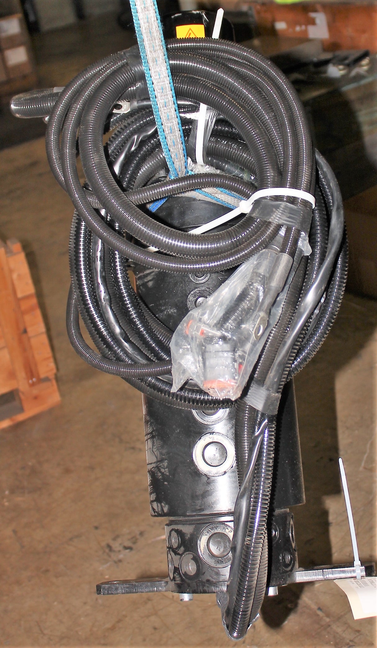 JLG - 1001281683 - MOTOR ELECTRO-HYD JOINT
