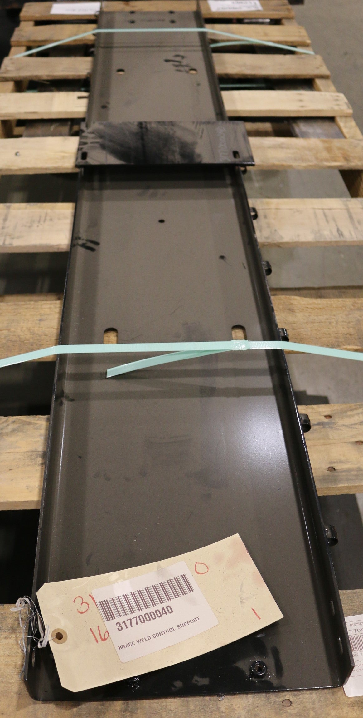 JLG - 3177000040 - BRACE WELD CONTROL SUPPORT