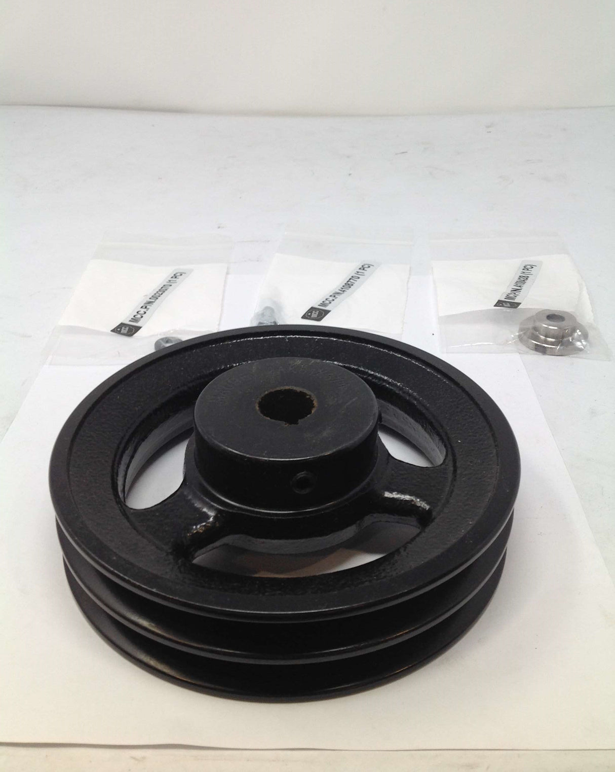 BUS CLIMATE CONTROL (BCC) - 4571042 - PULLEY 5.84 DIA
