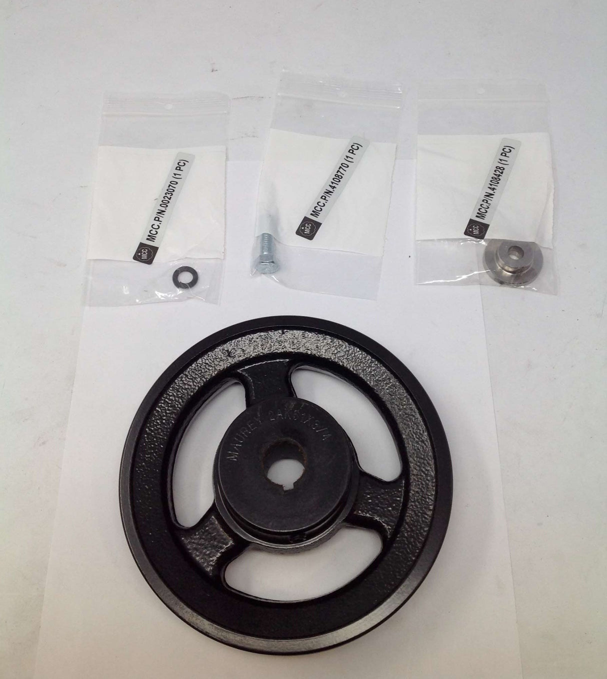 BUS CLIMATE CONTROL (BCC) - 4571042 - PULLEY 5.84 DIA