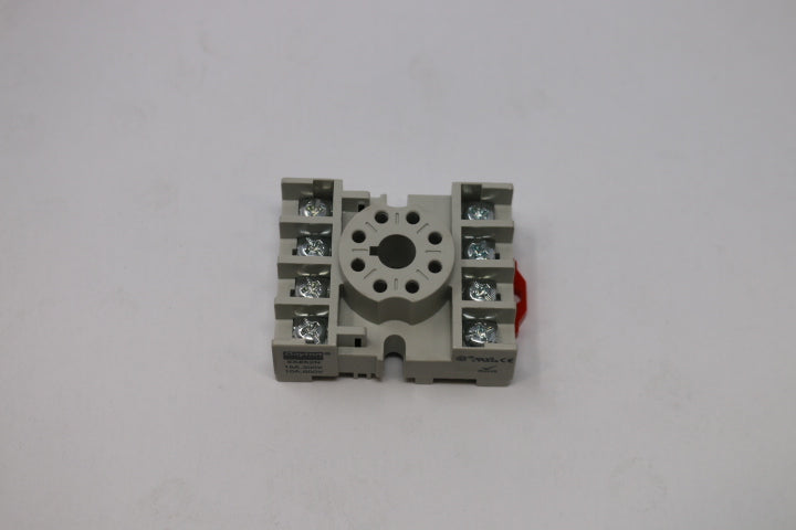 DAYTON - 5X852N - 8 PIN OCTAL SOCKET 15A 300V