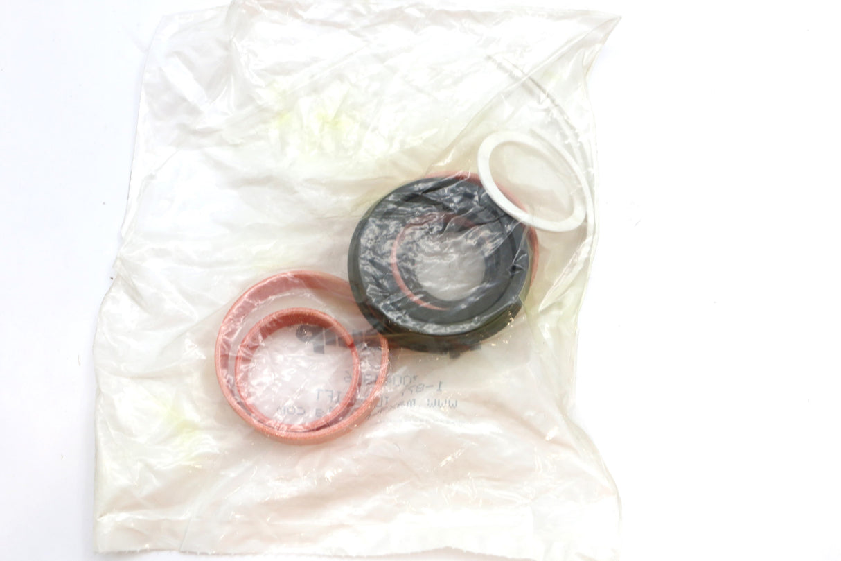JLG - 70044856 - KITSEAL CYL Z60 (63203) USE