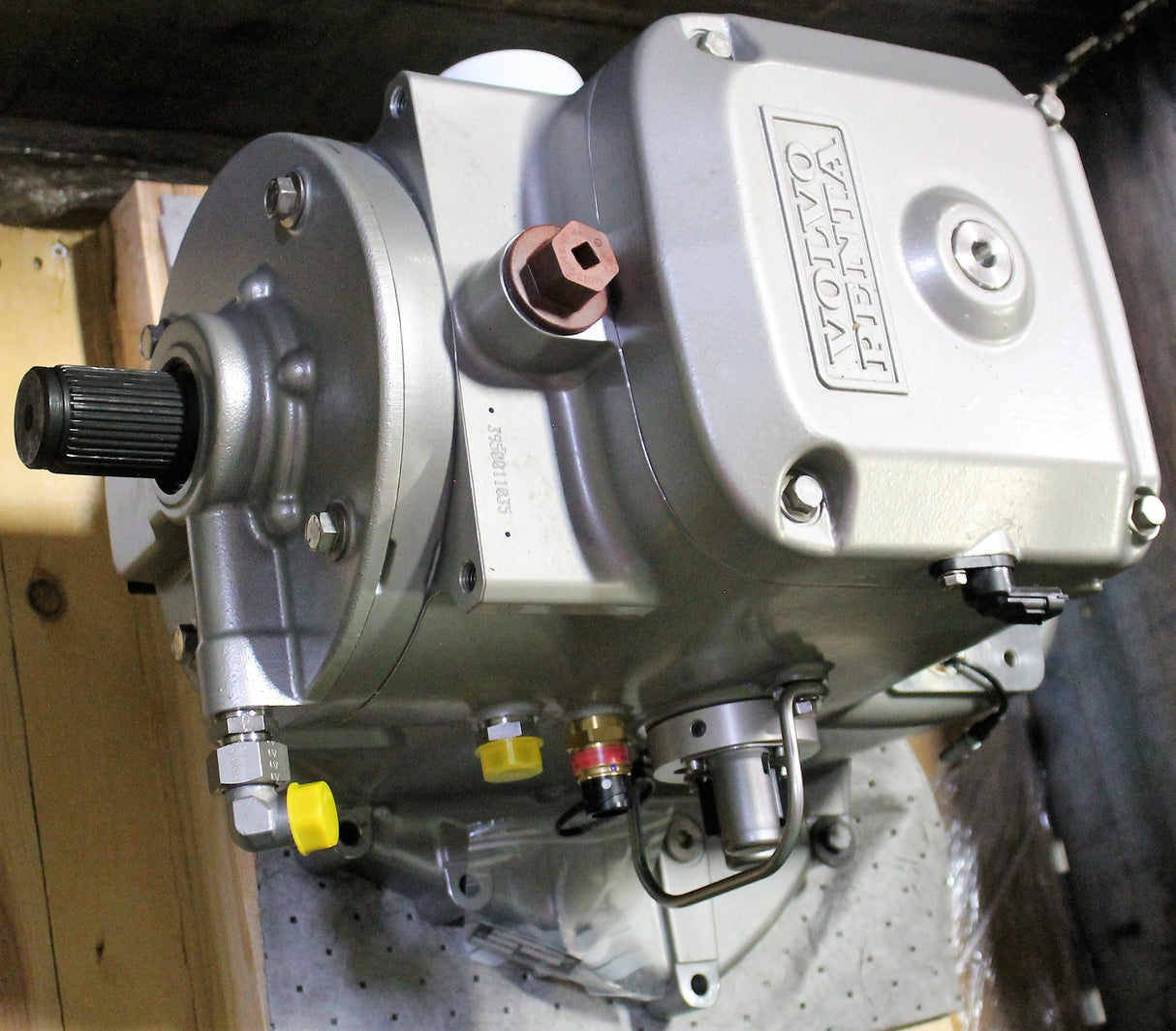 VOLVO PENTA - 23764934 - UPPER GEAR