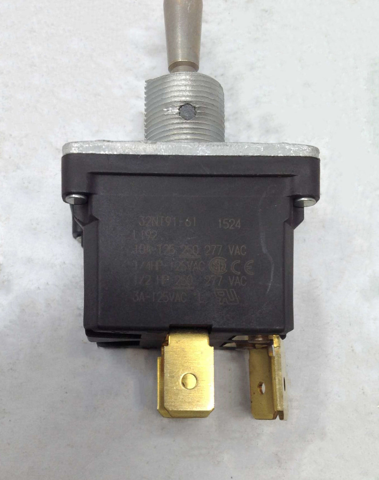 MICRO SWITCH - 32NT91-61 - SWITCH: TOGGLE DPST-NO 10A 125V