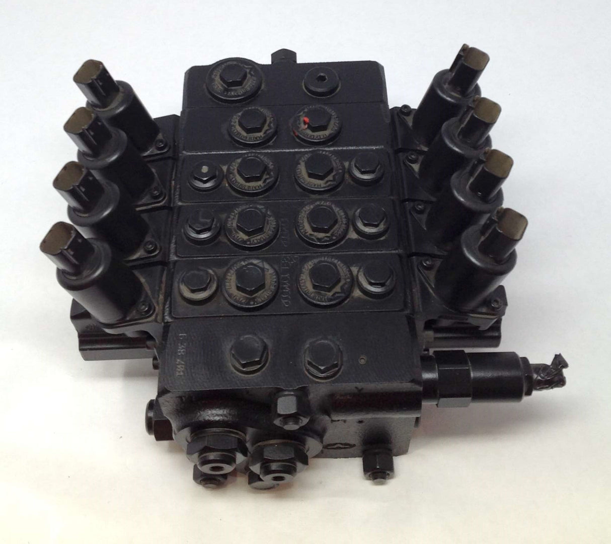WALVOIL - 111A40080 - HYDRAULIC VALVE: MAIN CONTROL 4-SECTION