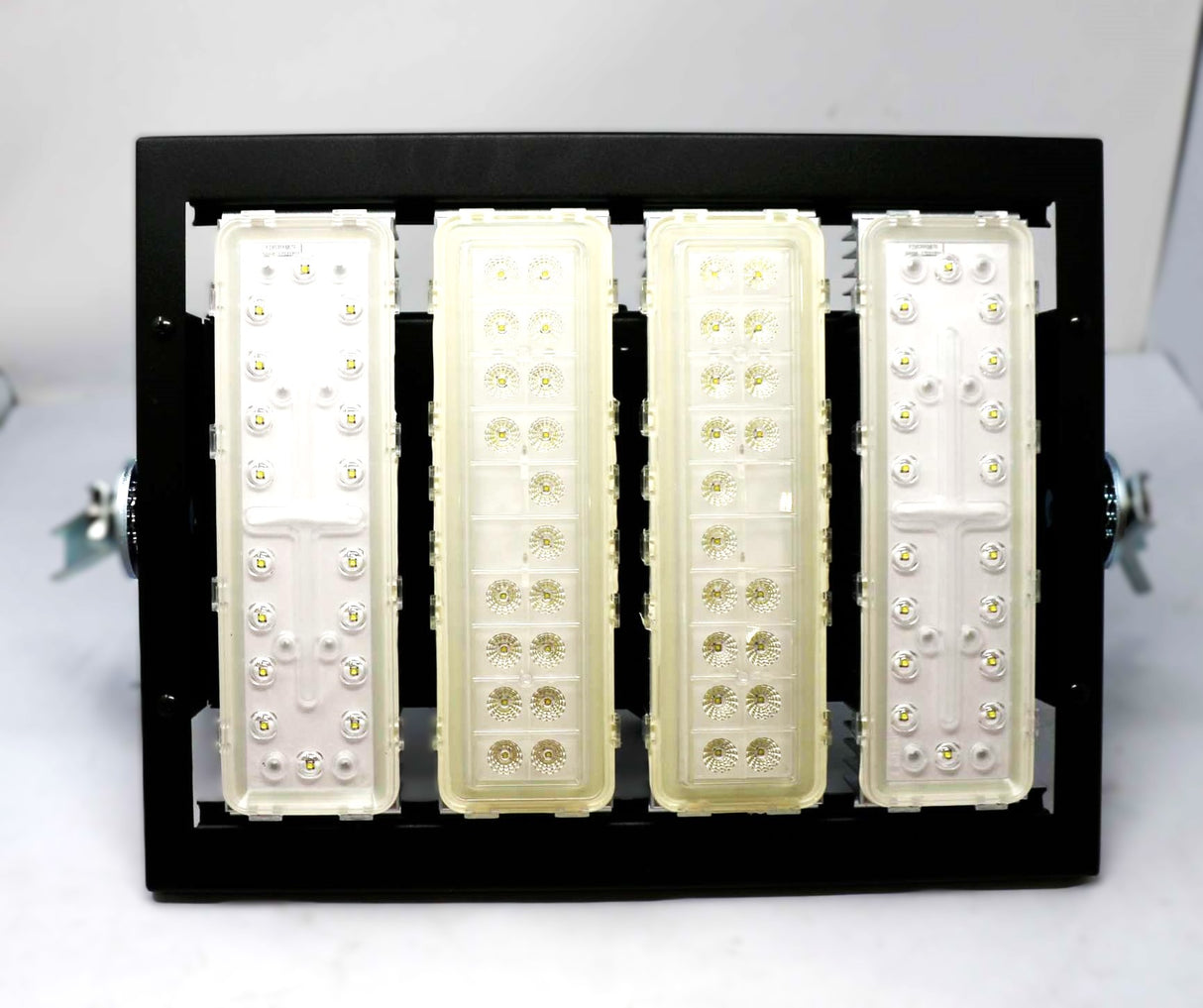 BOBCAT PORTABLE POWER - 46678716 - LIGHT  LED TOWER MODULE