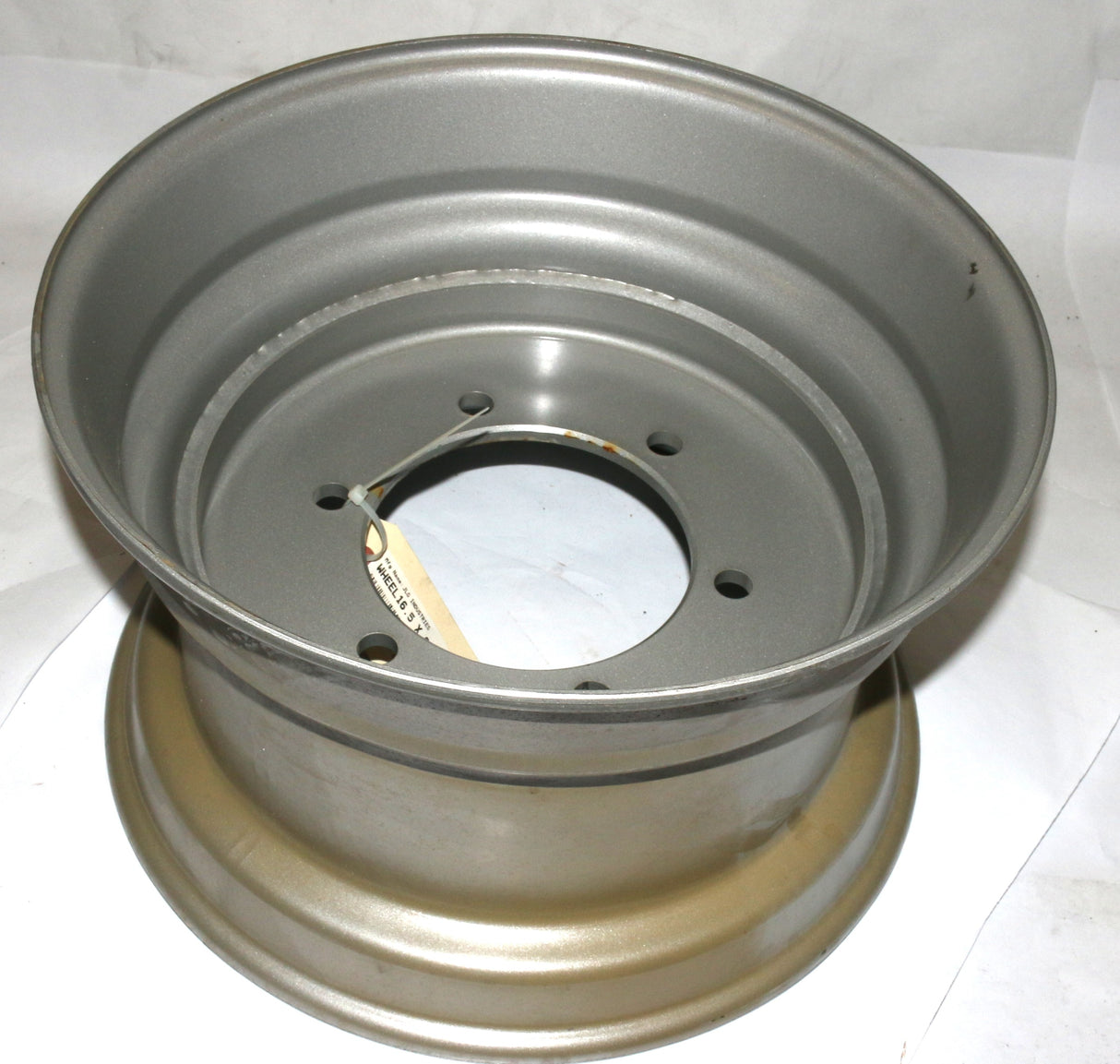 GKN WHEELS|MOVEERO (AURELIUS) - 2152165 - WHEEL16.5 X 9.7 - 6 LUG