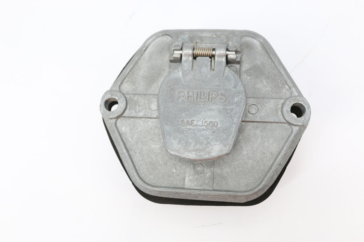 GRAINGER - 15-760 - 7-WAY RECEPTACLE