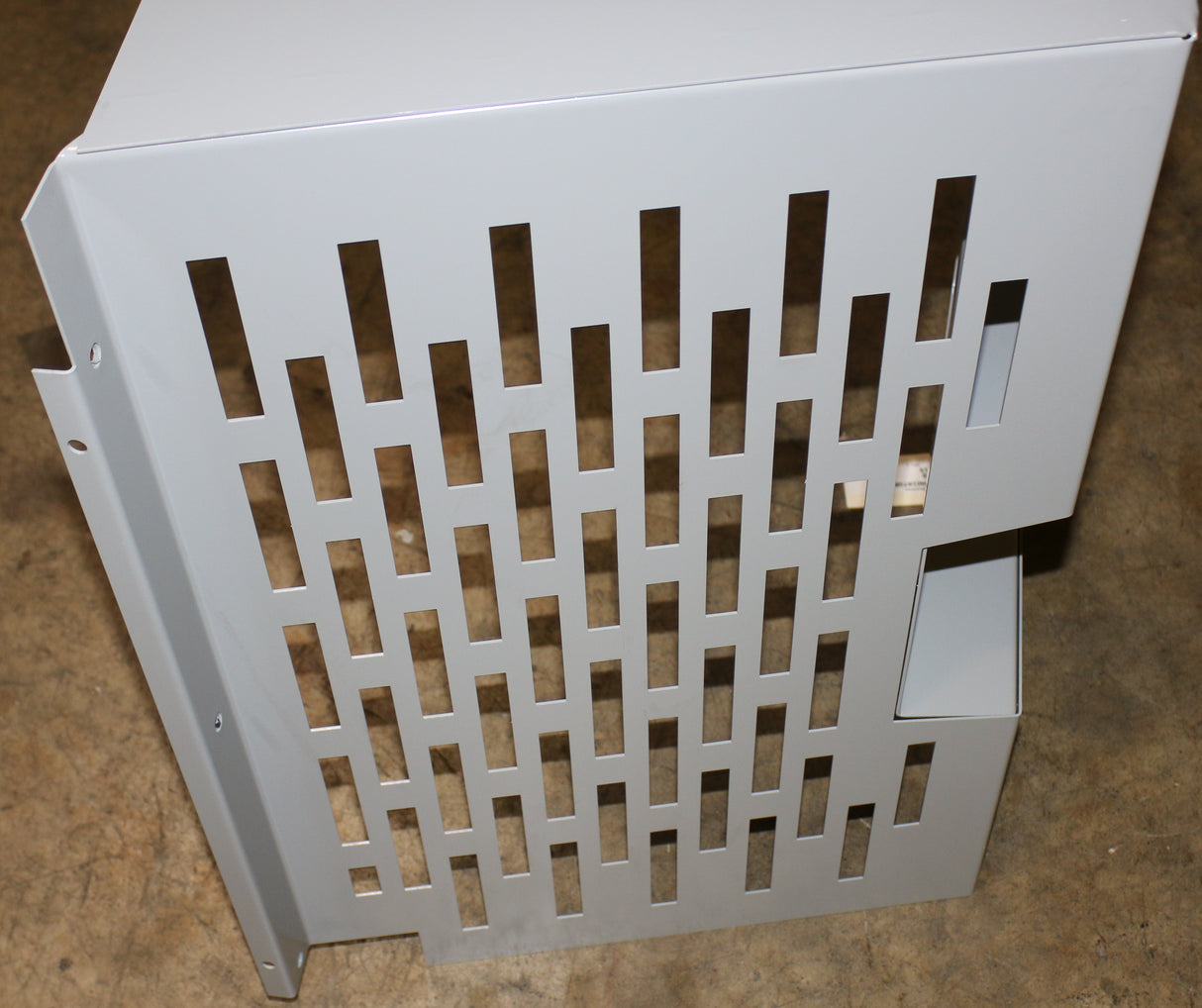 JLG - 91556015 - COVER RADIATOR
