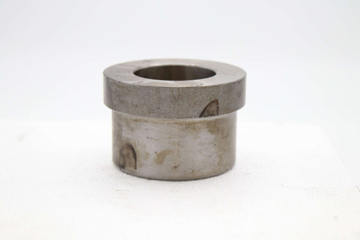 JLG - 10725406 - SLEEVE HUB