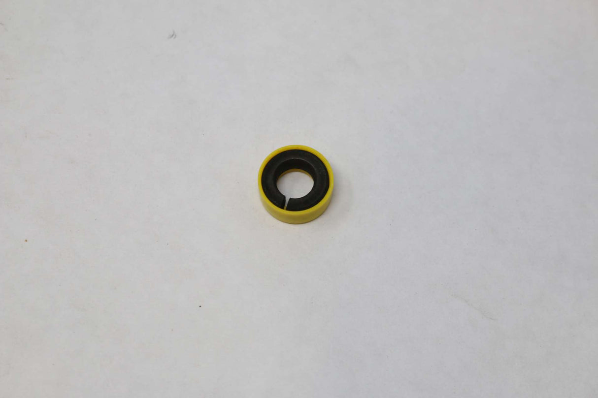 ITR - 8E6209 - RETAINER- (J200)