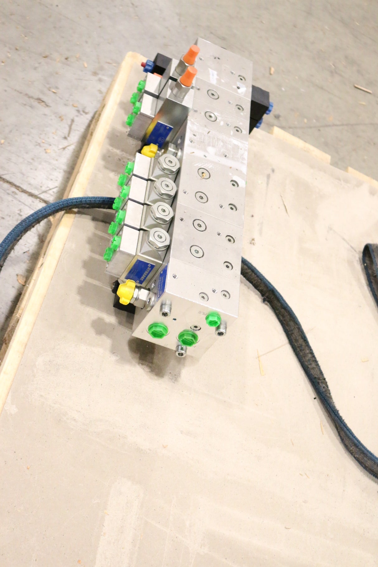 DYNAPAC - 4812008131 - CONTROL BLOCK