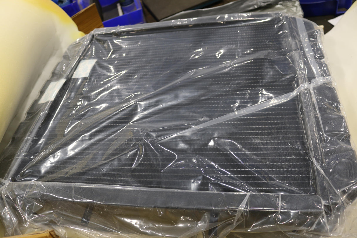 HYSTER - 4606206 - RADIATOR(HYSTER)