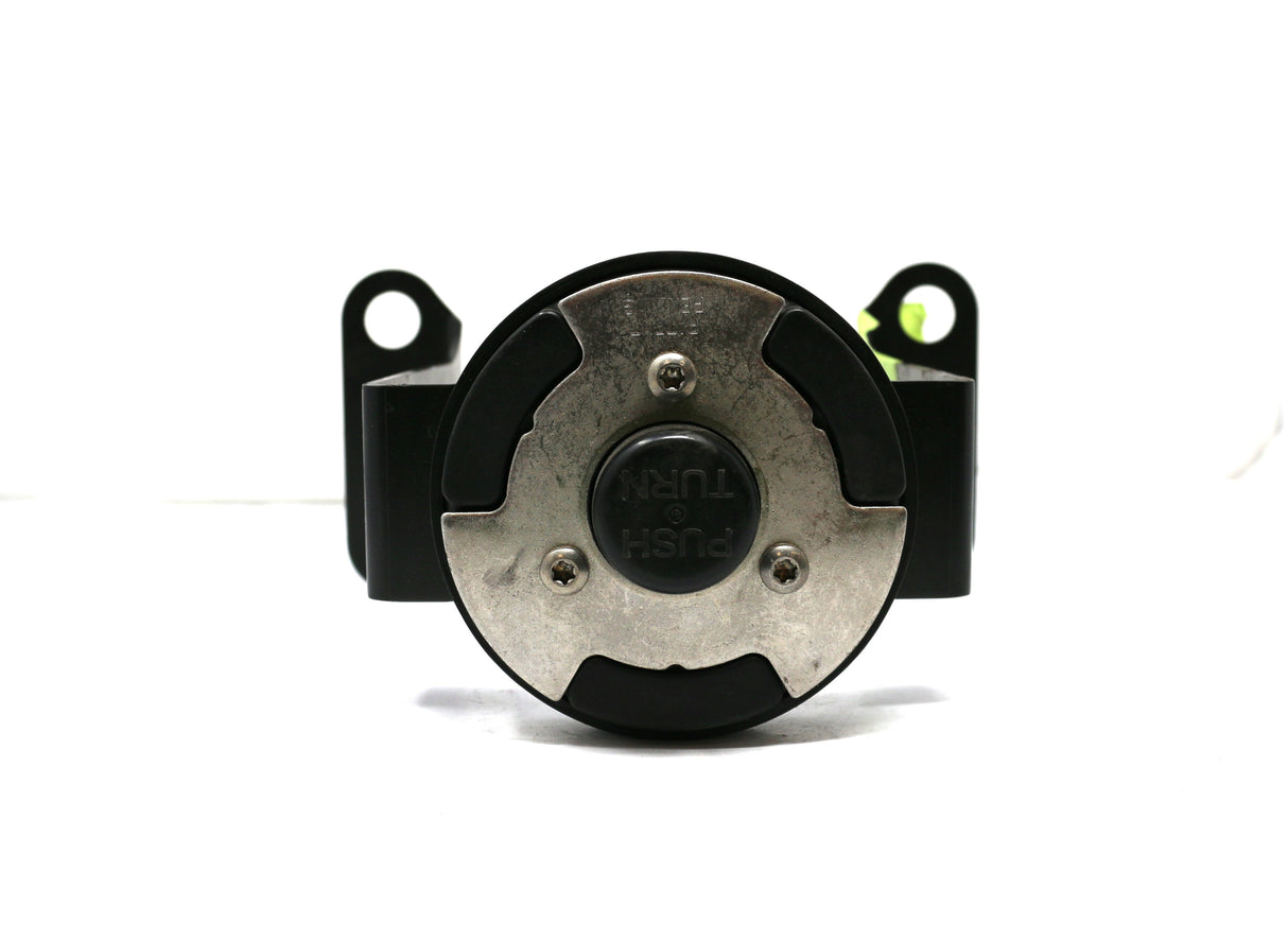 FREIGHTLINER TRUCK (DAIMLER) - A22-73680-004 - FLOW BELOW COVER BRACKET