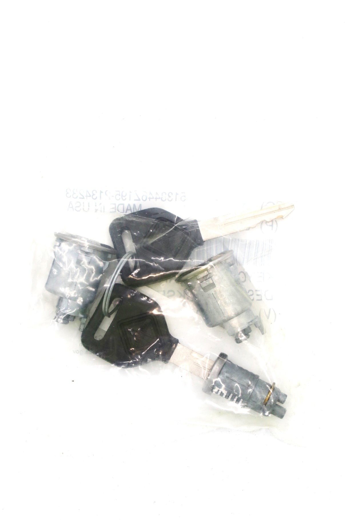 NAVISTAR - 3546619C92 - DOOR LOCK/IGNITION CYLINDER KI