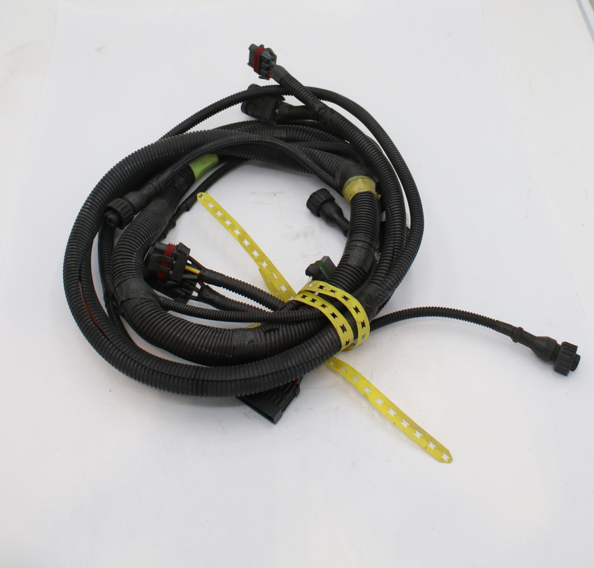 NAVISTAR - 2592141C91 - REAR CHASSIS HARNESS