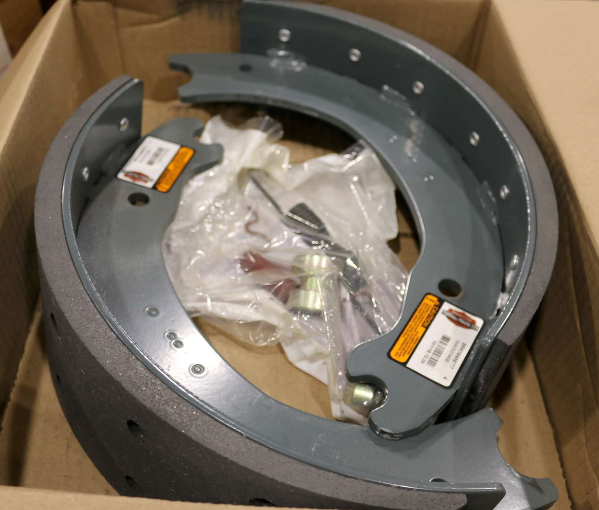 BENDIX - BNK1443EBA231 - LINED SHOE KIT