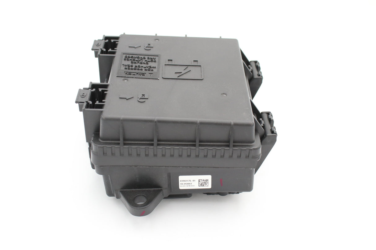 VOLVO - 23942175 - FUSE BOX ASSEMBLY