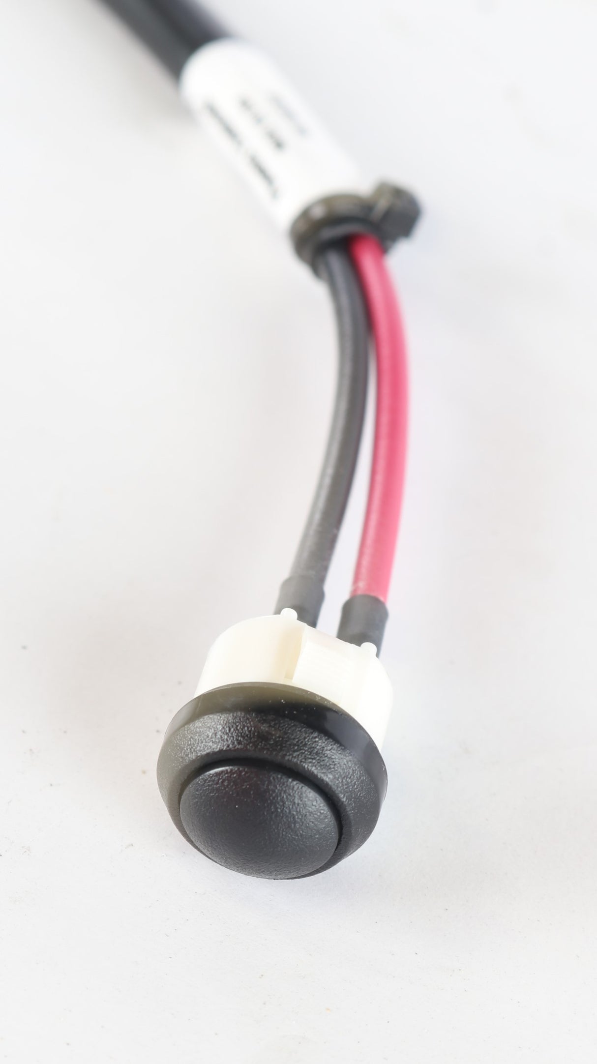 UNICARRIERS - NISSAN FORKLIFT - 25280-GC00A - SW HORN BUTTON ASSEMBLY