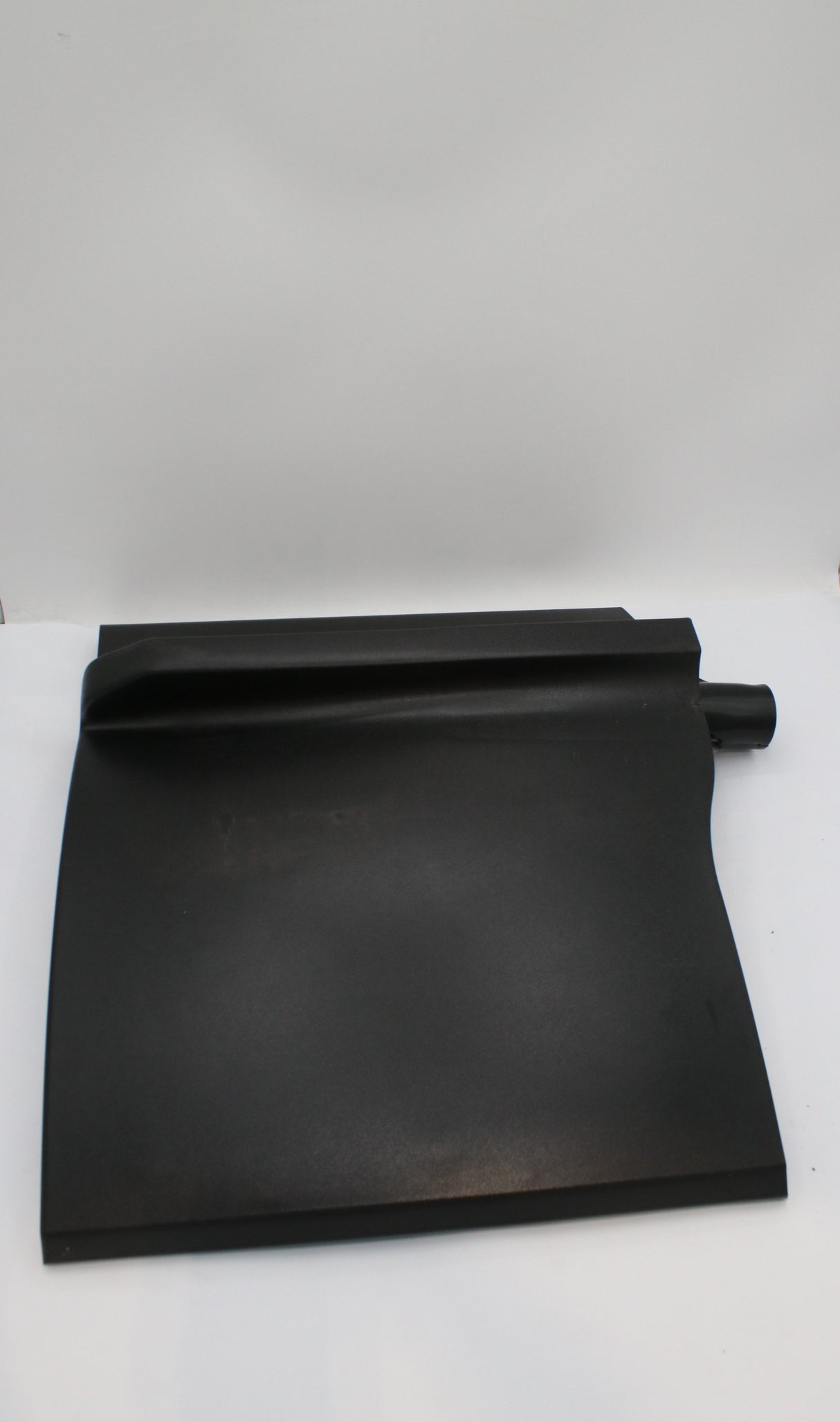 FREIGHTLINER TRUCK  - A22-75774-005 - MUD FLAP RH