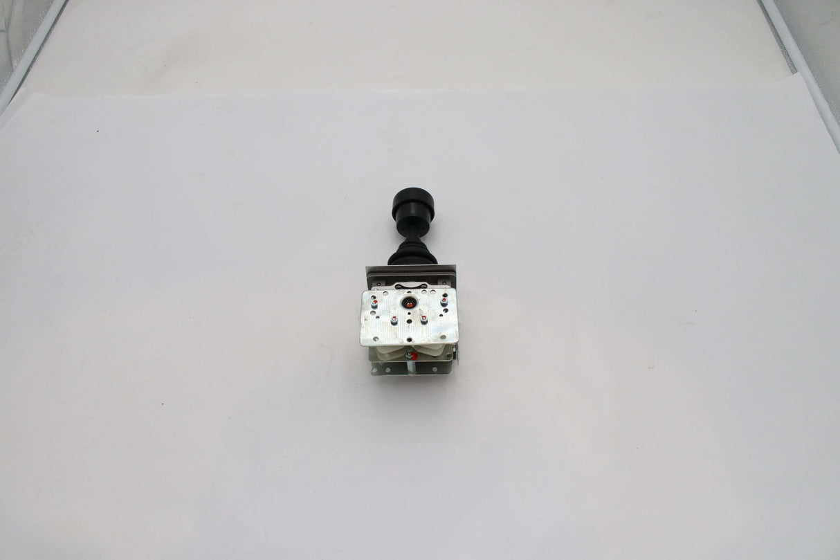 W. GESSMANN - 5204000119 - HAND THROTTLE