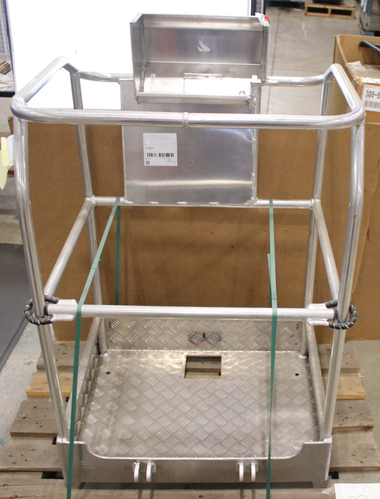 JLG - 27398500 - PLATFORM