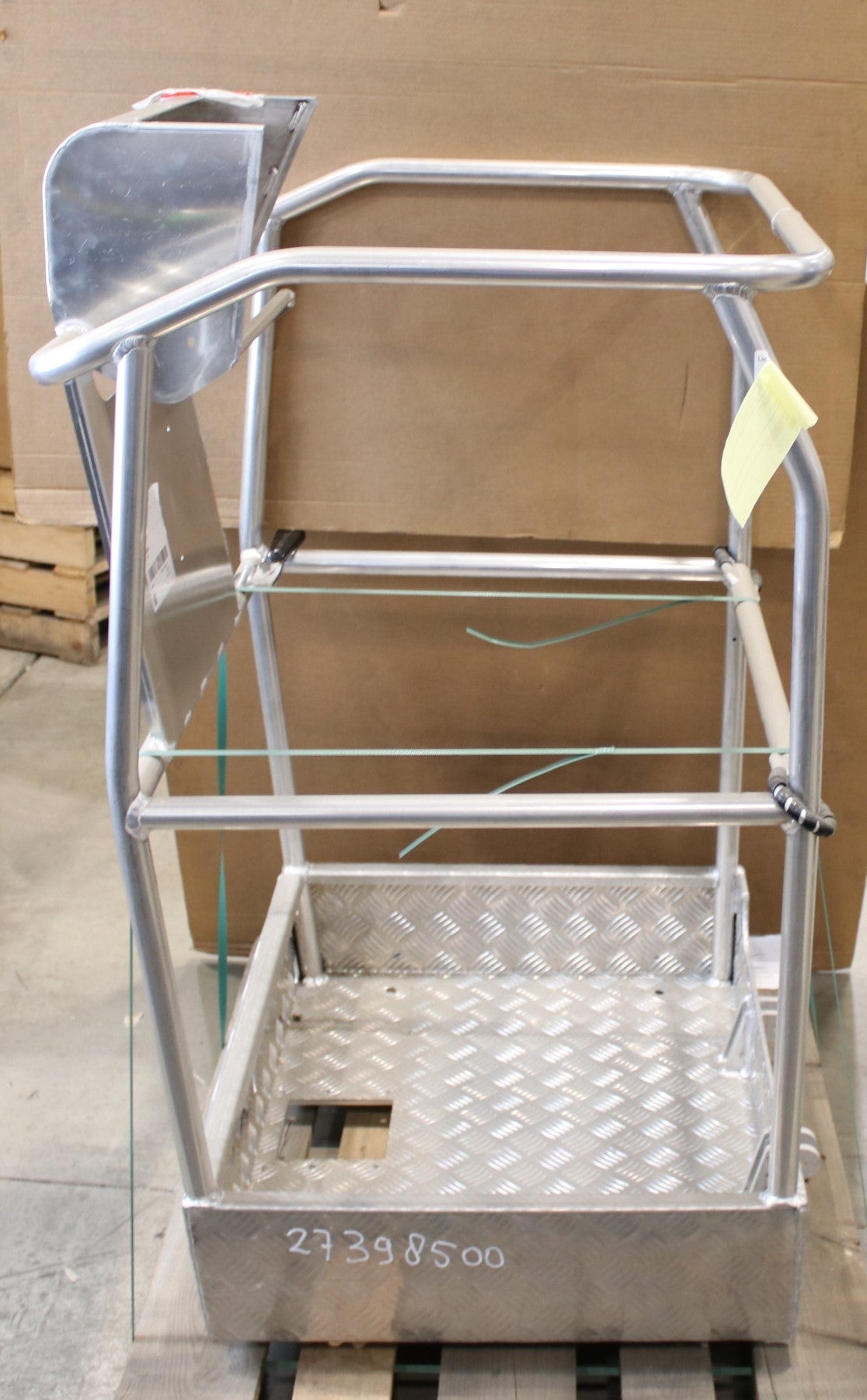 JLG - 27398500 - PLATFORM