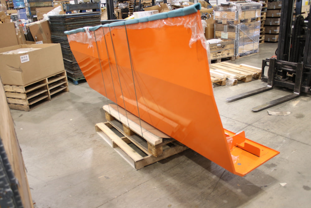 JLG - 1001155454 - HOOD-TANK SIDE