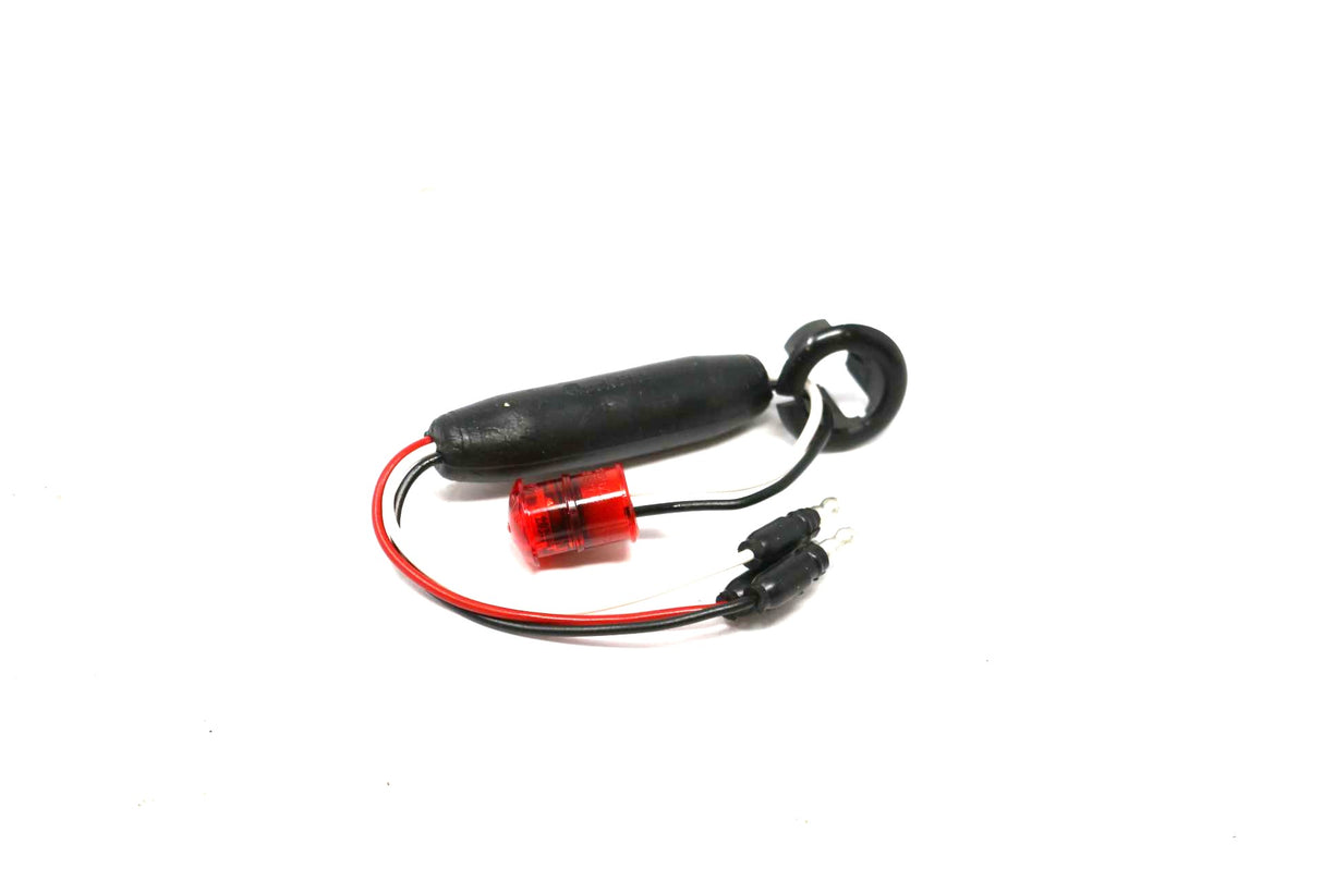 MACK - 8413-33207R - LED 3 WIRE LAMP P2 12V 33