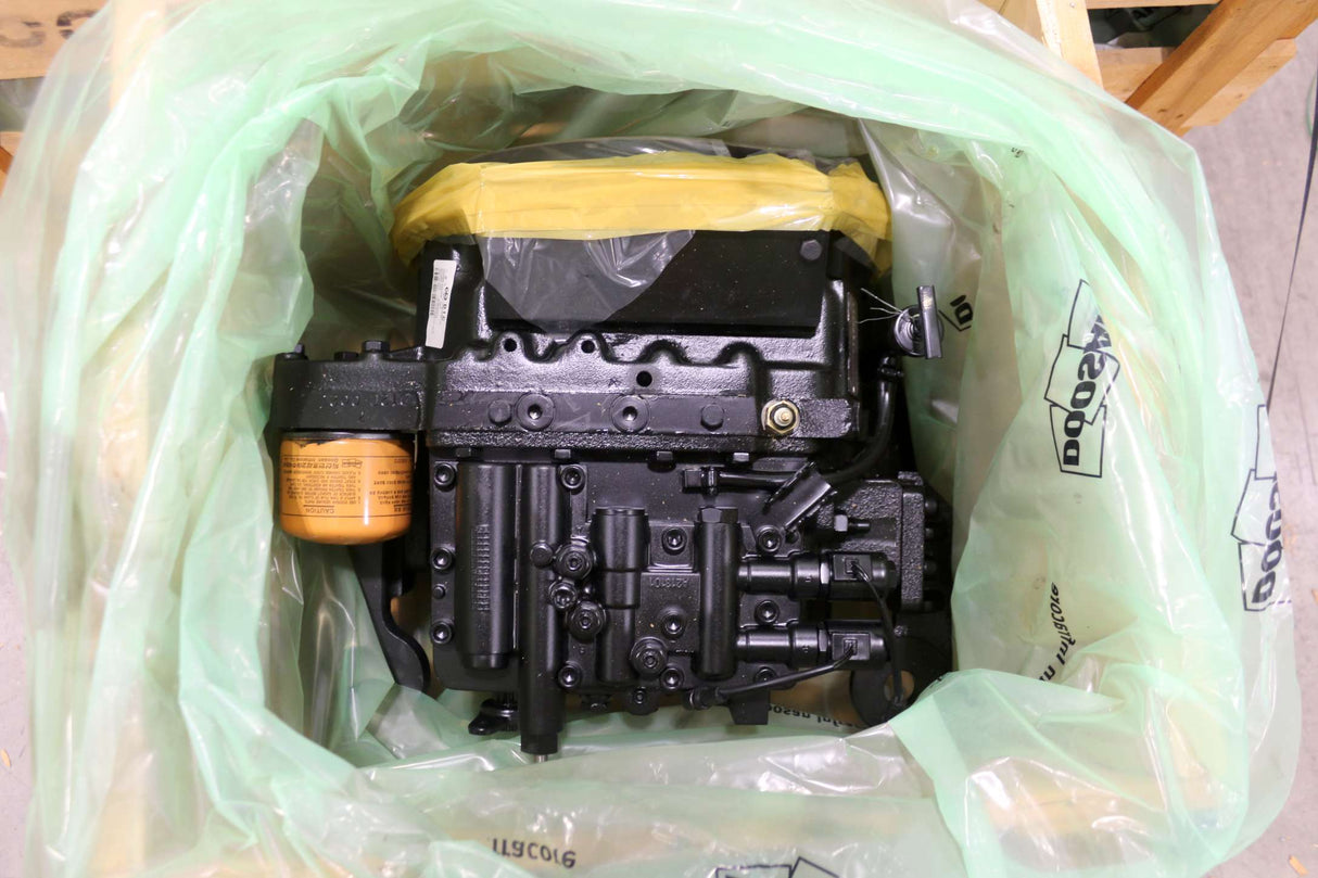 DOOSAN - A393305 - TRANSMISSION ASSY;A393305