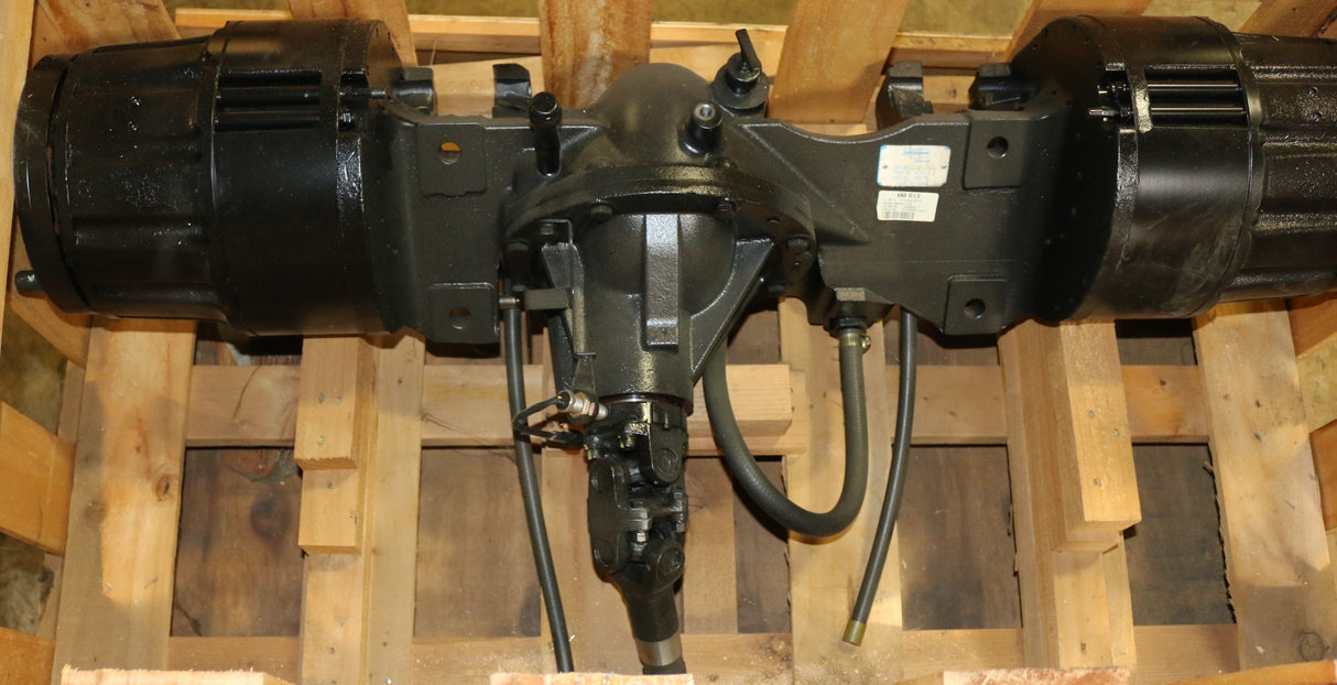 DOOSAN - A402925 - AXLE GROUP-DRIVE;AUTOSHIFT-DOU