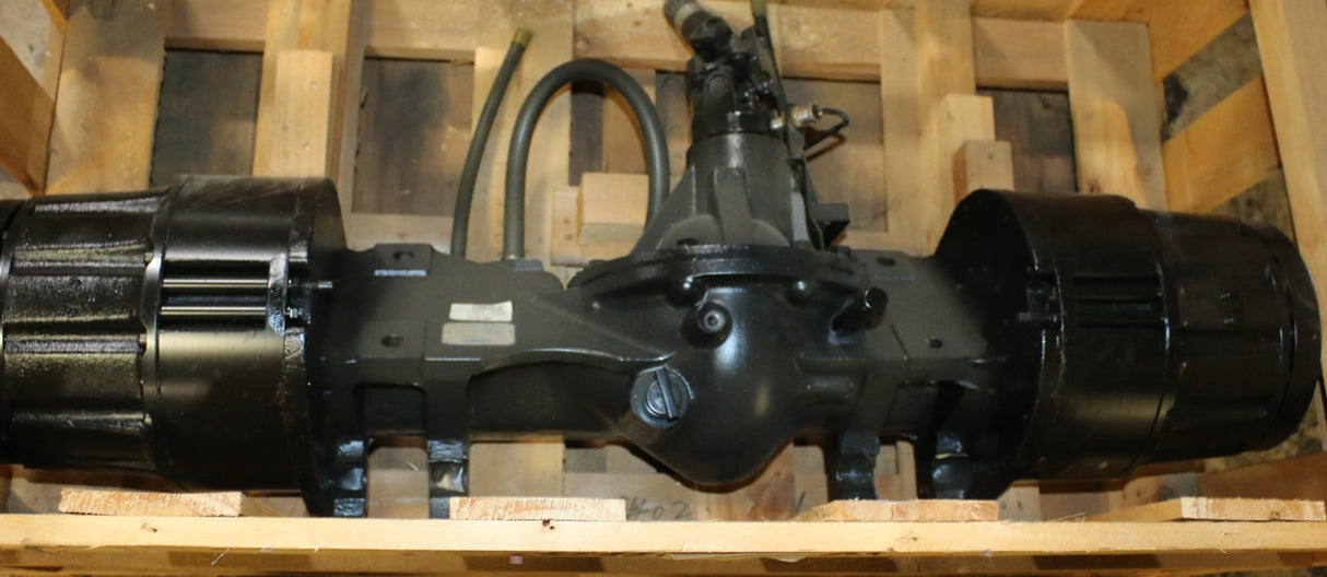 DOOSAN - A402925 - AXLE GROUP-DRIVE;AUTOSHIFT-DOU