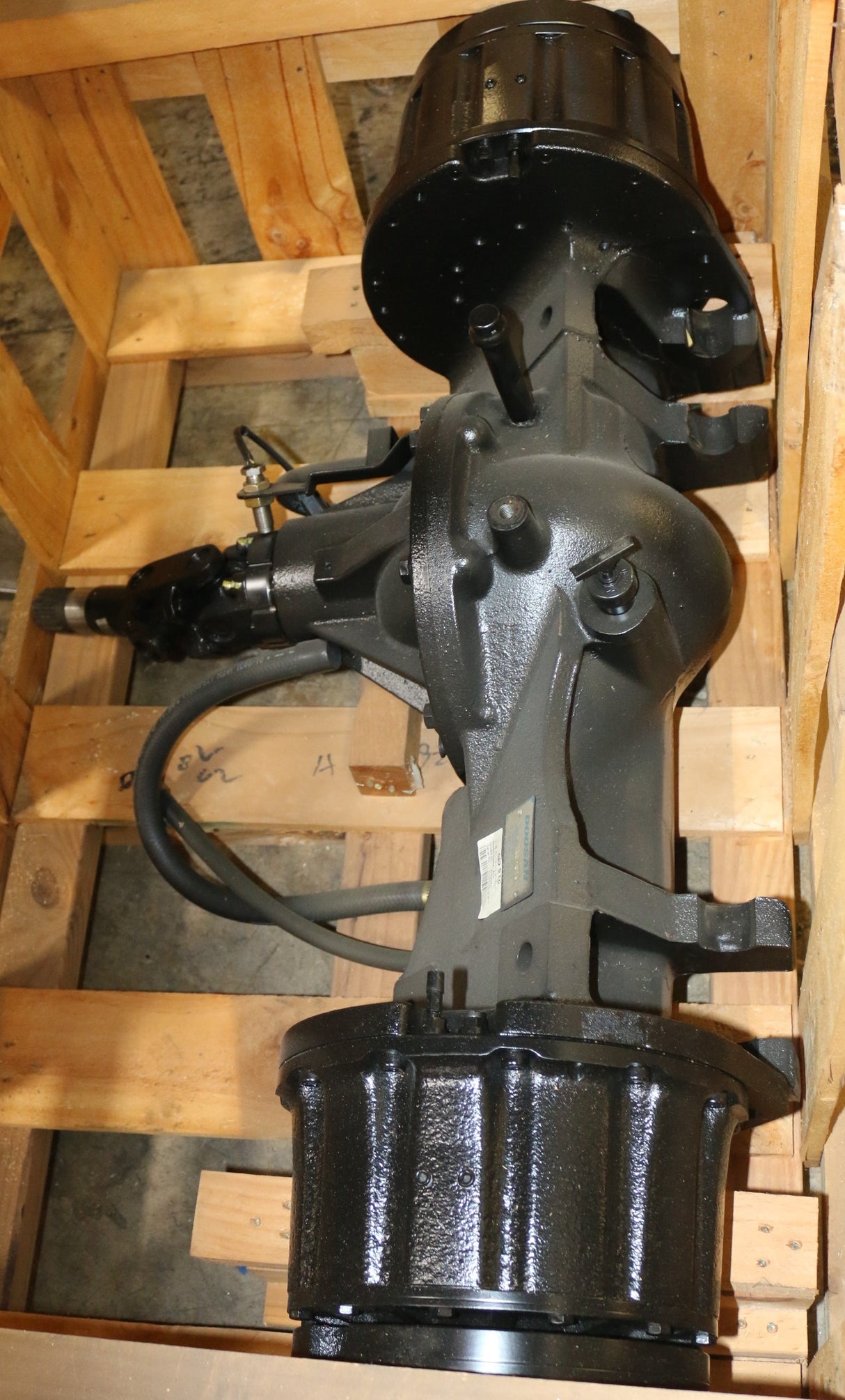 DOOSAN - A402924 - AXLE GROUP-DRIVE;AUTOSHIFT